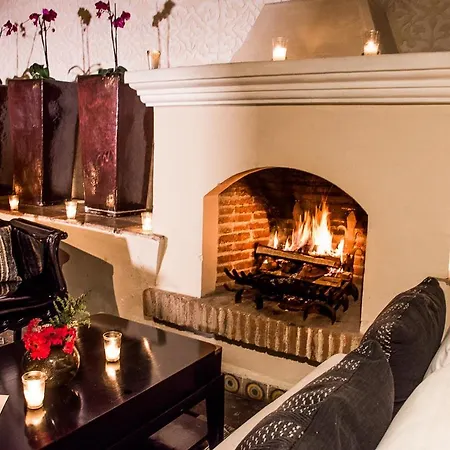 Mil Flores Luxury Design Hotel-3